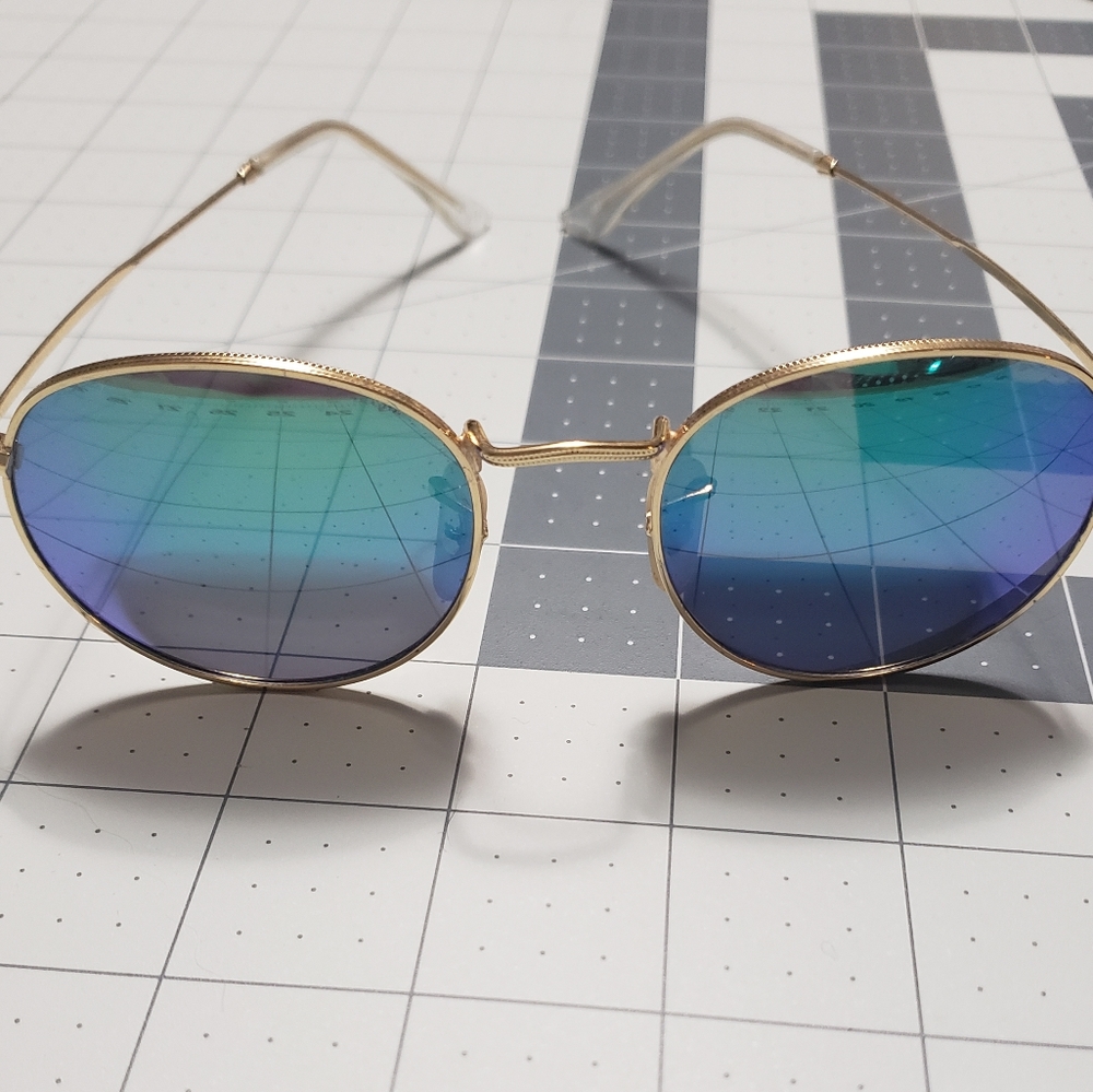 Round Sunglasses - Picture 8 of 10